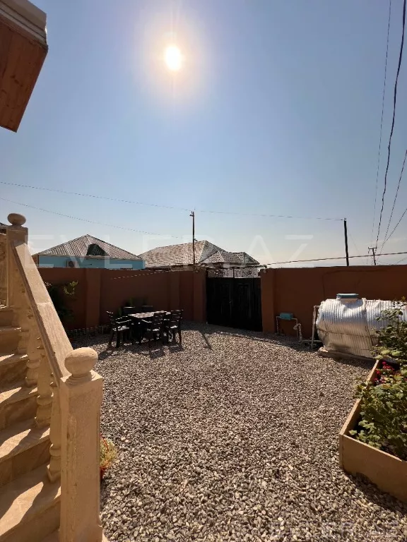 Satılır, həyət evi/villa
