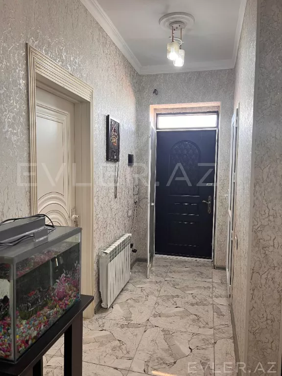 Satılır, həyət evi/villa