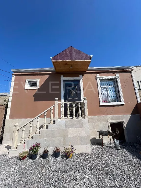 Satılır, həyət evi/villa