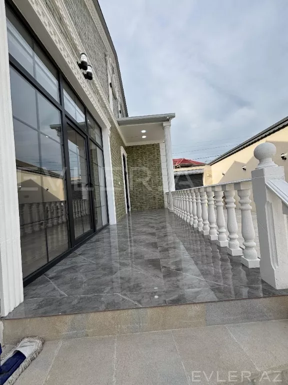 Satılır, bağ evi