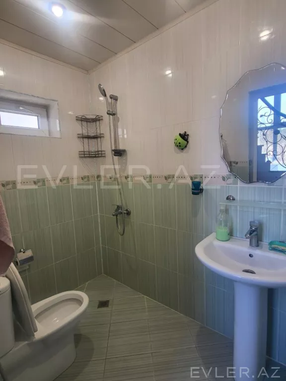Satılır, həyət evi/villa