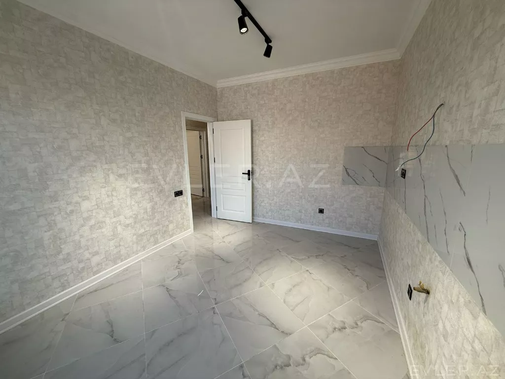 Satılır, həyət evi/villa