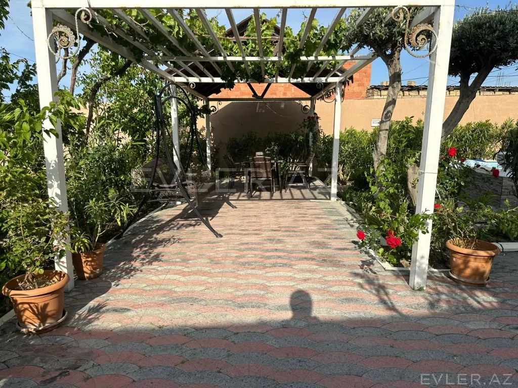 Aylıq, həyət evi/villa