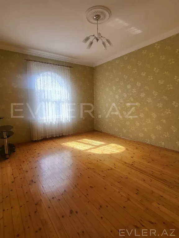 Satılır, bağ evi