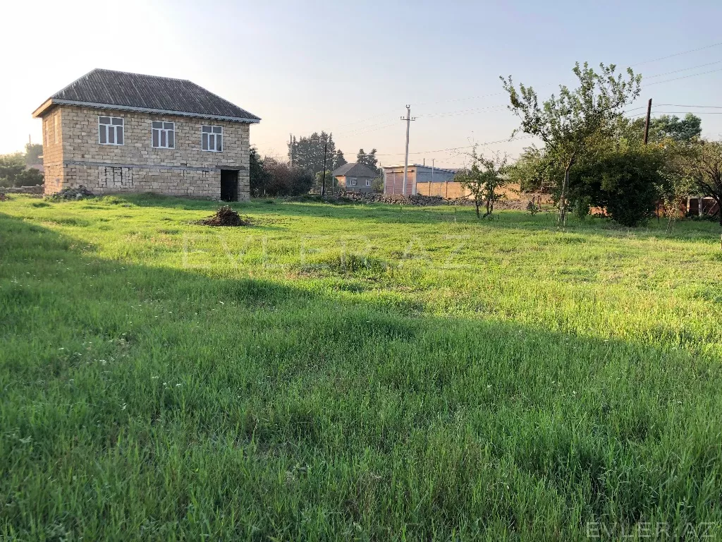 Satılır, həyət evi/villa