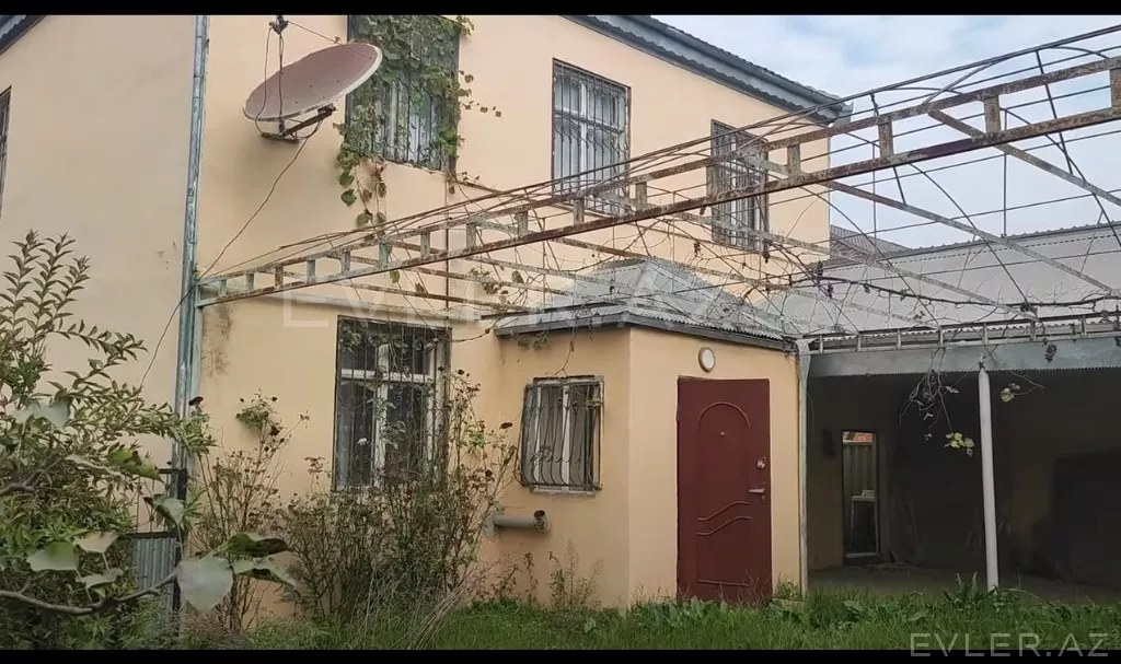 Satılır, həyət evi/villa
