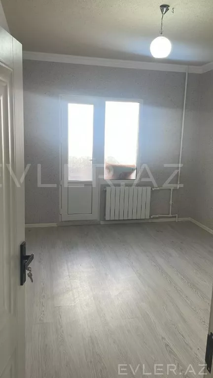 Aylıq, köhnə tikili
