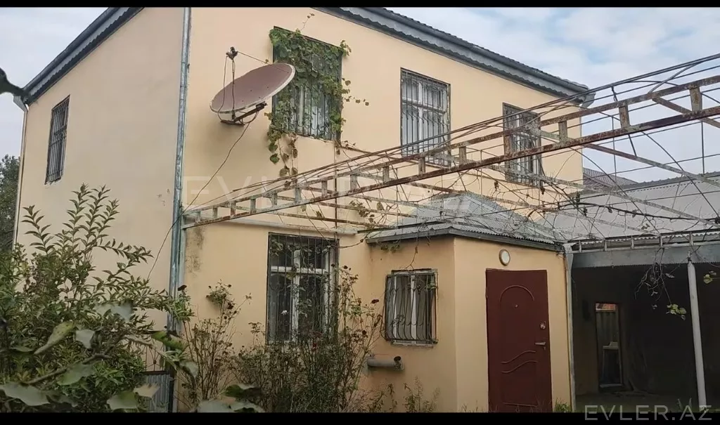 Satılır, həyət evi/villa