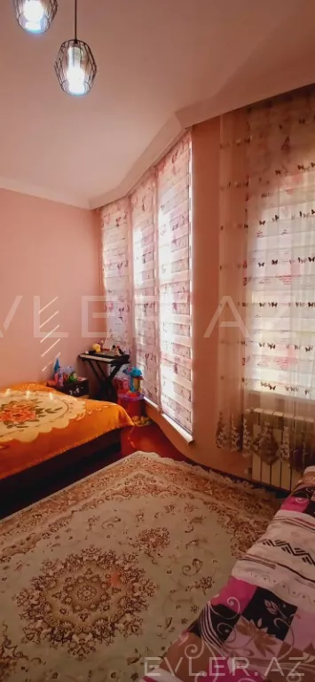 Satılır, həyət evi/villa