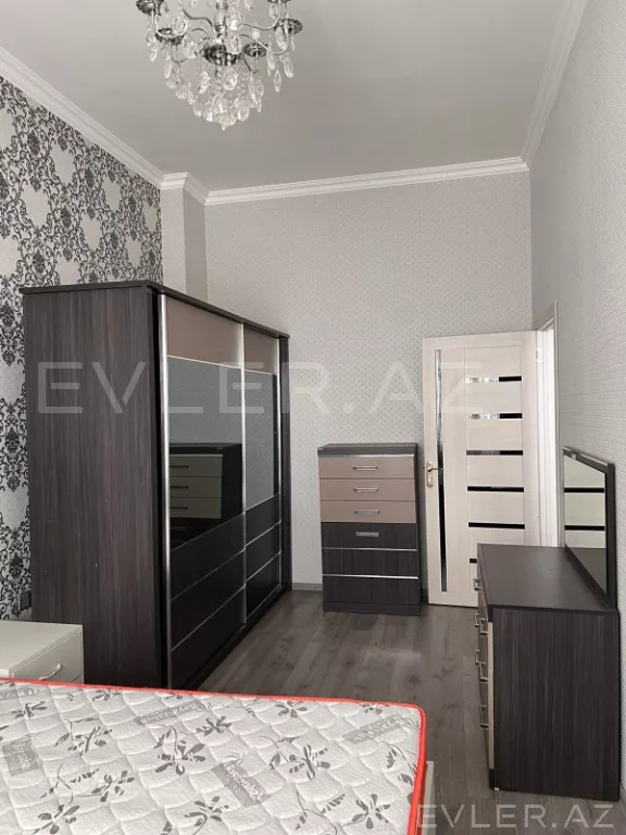 Satılır, yeni tikili