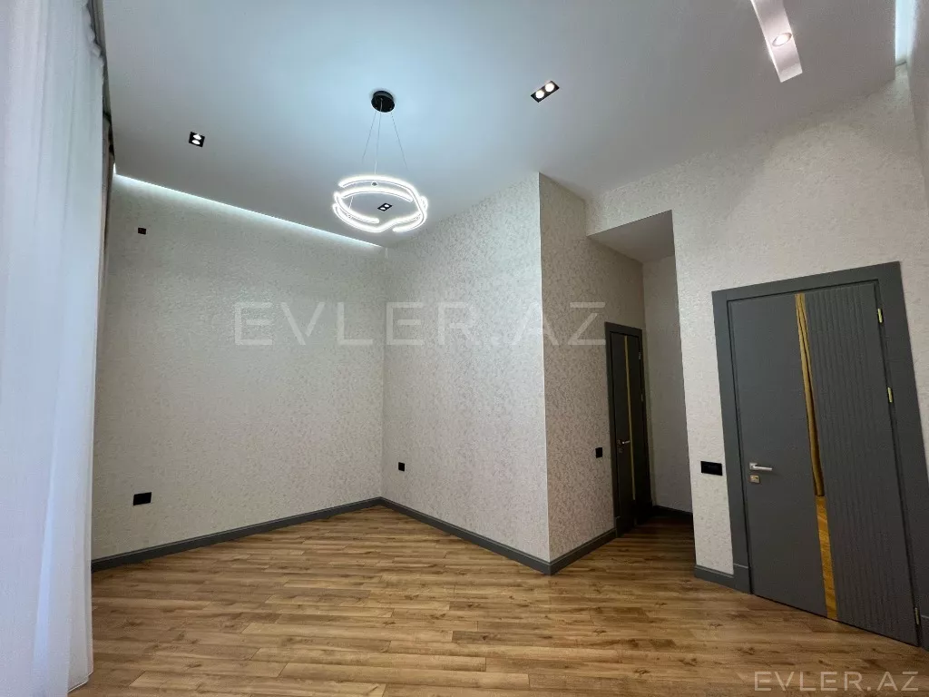 Satılır, həyət evi/villa
