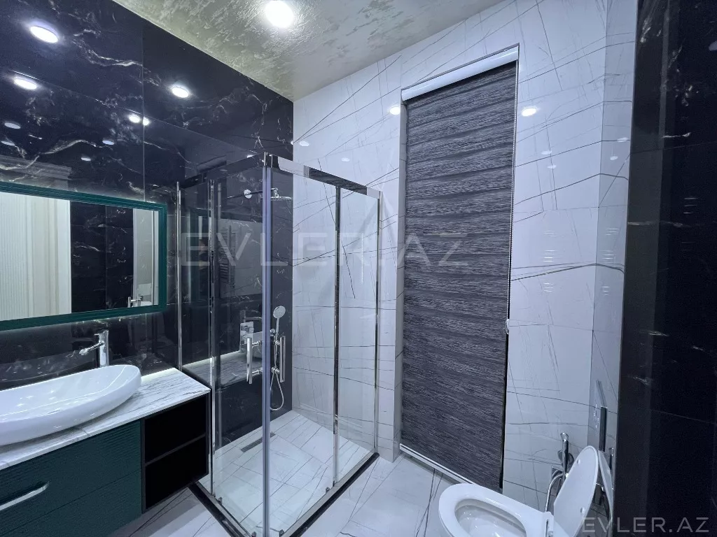 Satılır, həyət evi/villa