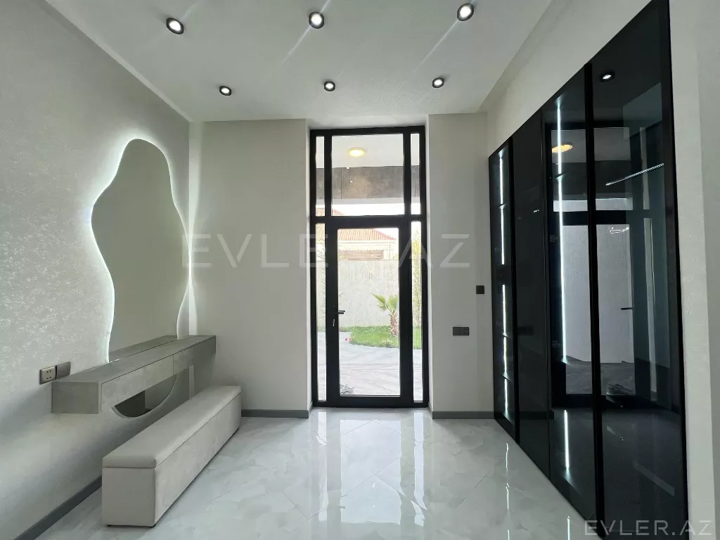 Satılır, həyət evi/villa