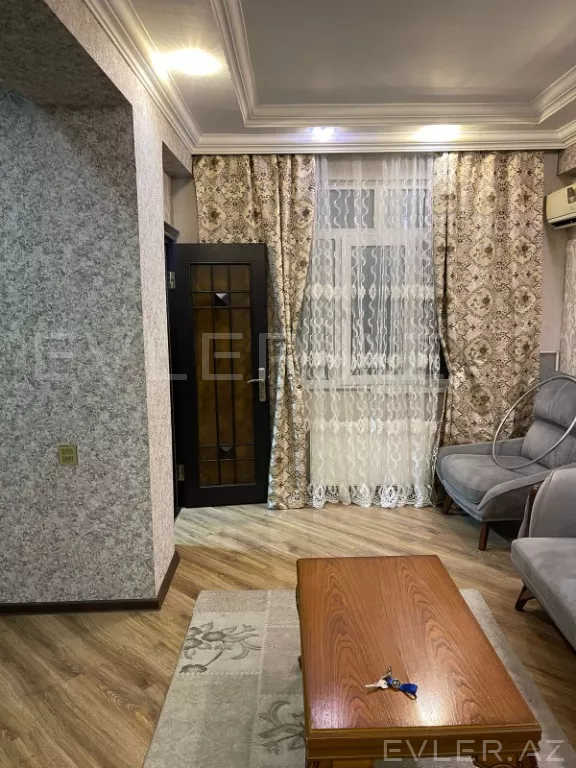 Satılır, yeni tikili