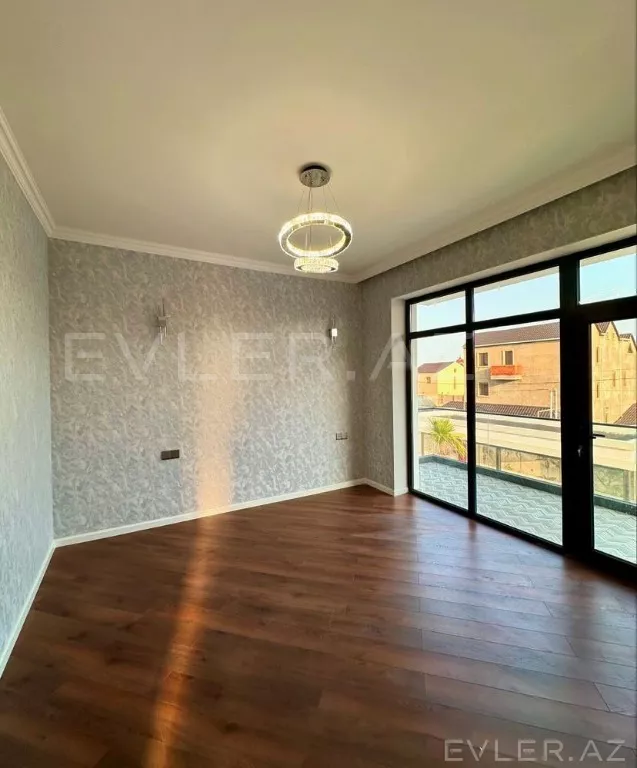 Satılır, həyət evi/villa