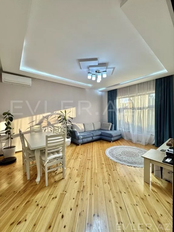 Satılır, həyət evi/villa