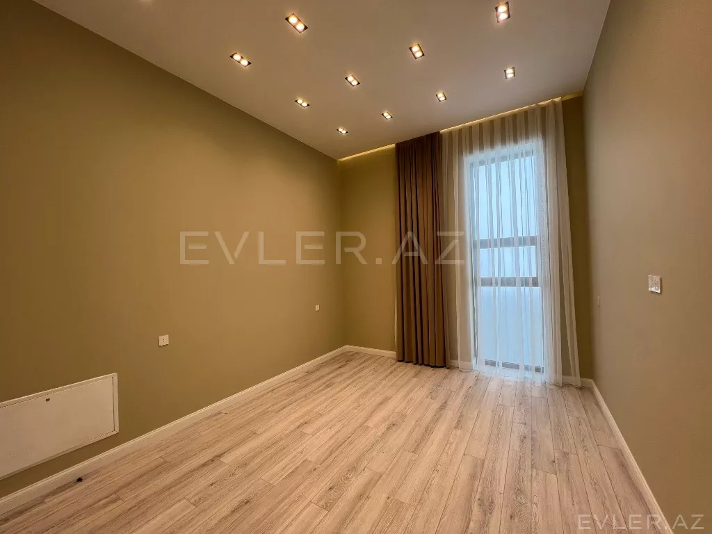 Satılır, həyət evi/villa