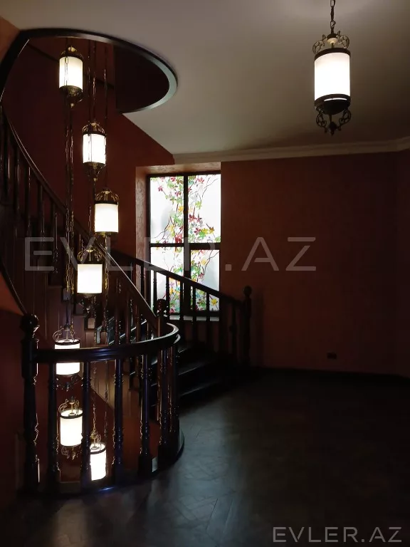 Satılır, həyət evi/villa