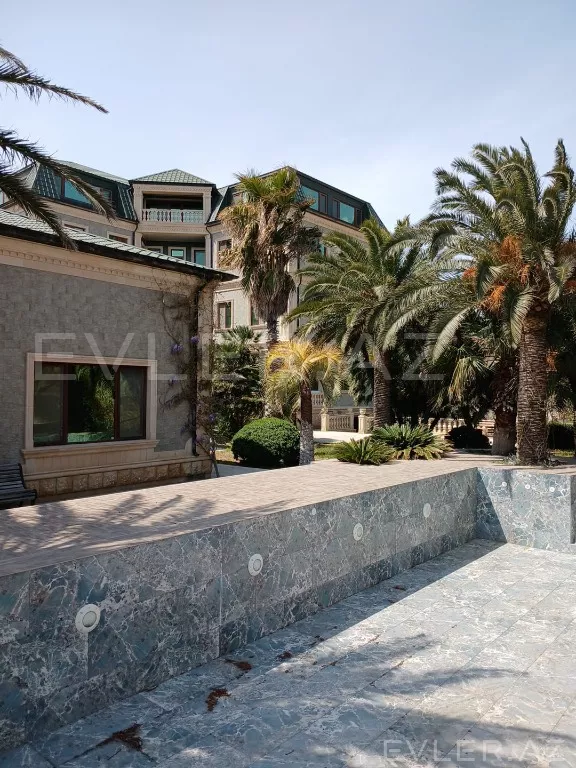 Satılır, həyət evi/villa