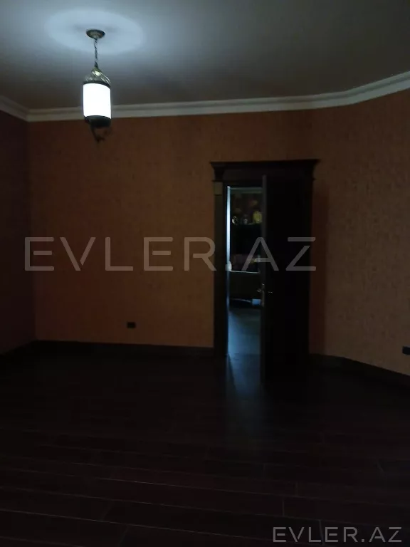 Satılır, həyət evi/villa
