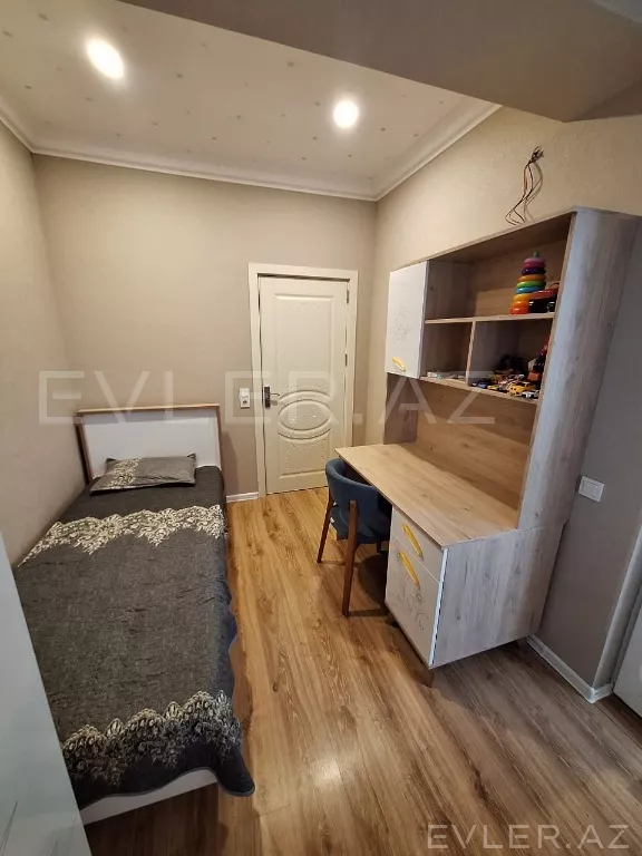 Satılır, yeni tikili