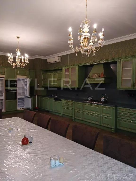 Satılır, həyət evi/villa