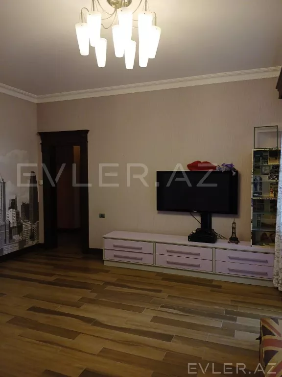 Satılır, həyət evi/villa
