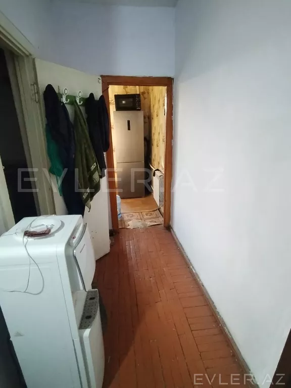 Satılır, köhnə tikili