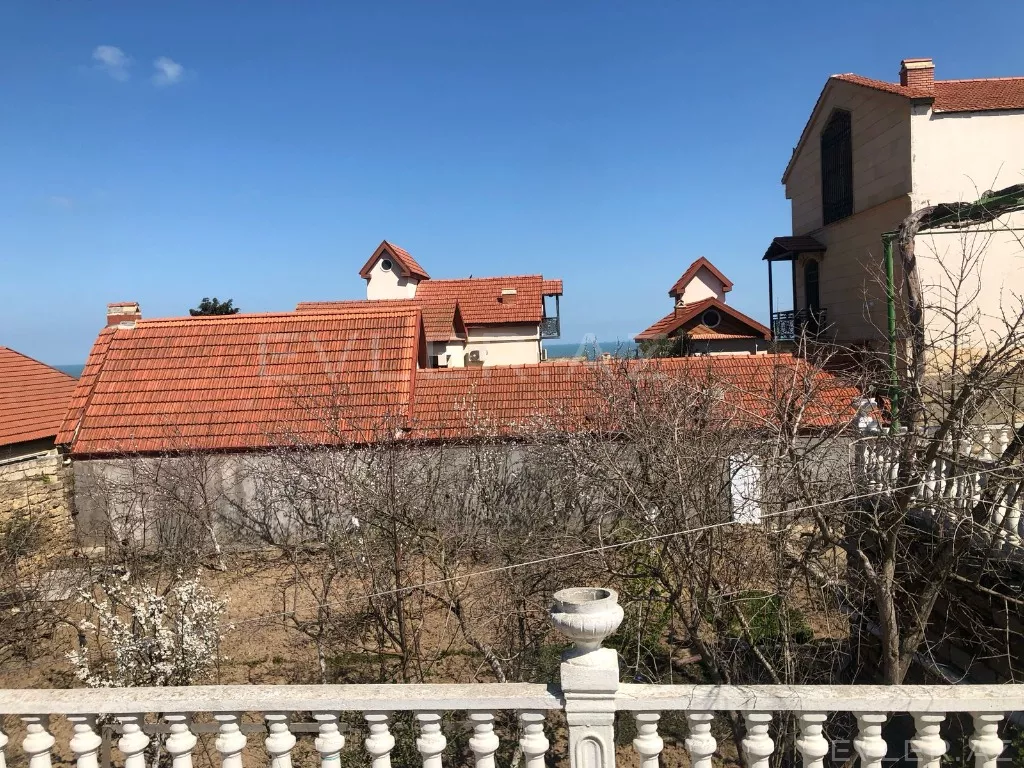 Satılır, həyət evi/villa