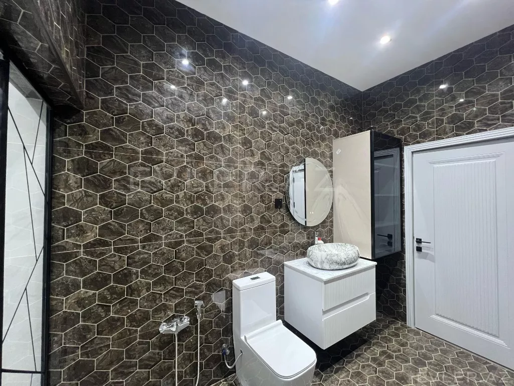 Satılır, həyət evi/villa