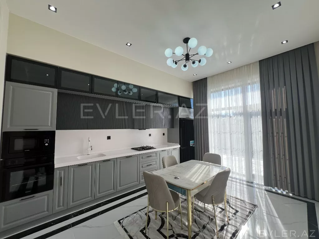Satılır, həyət evi/villa