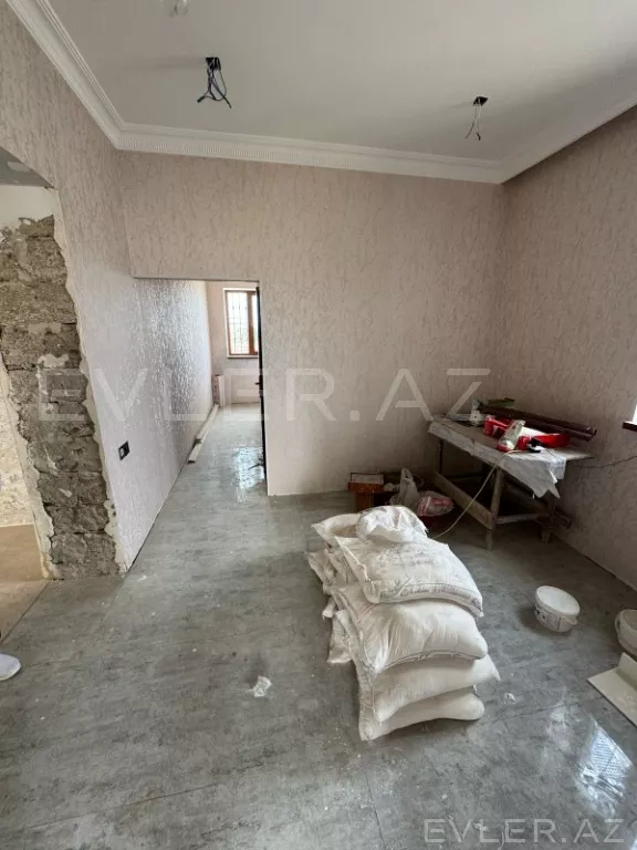 Satılır, həyət evi/villa