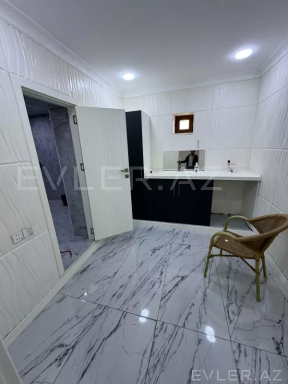 Satılır, həyət evi/villa
