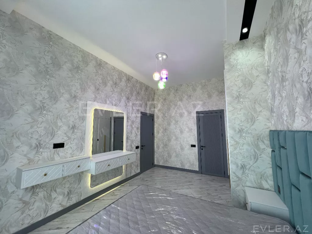 Satılır, həyət evi/villa