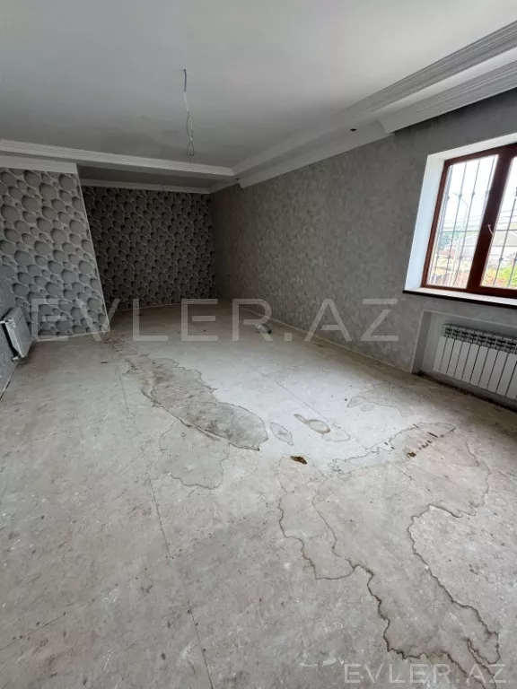 Satılır, həyət evi/villa