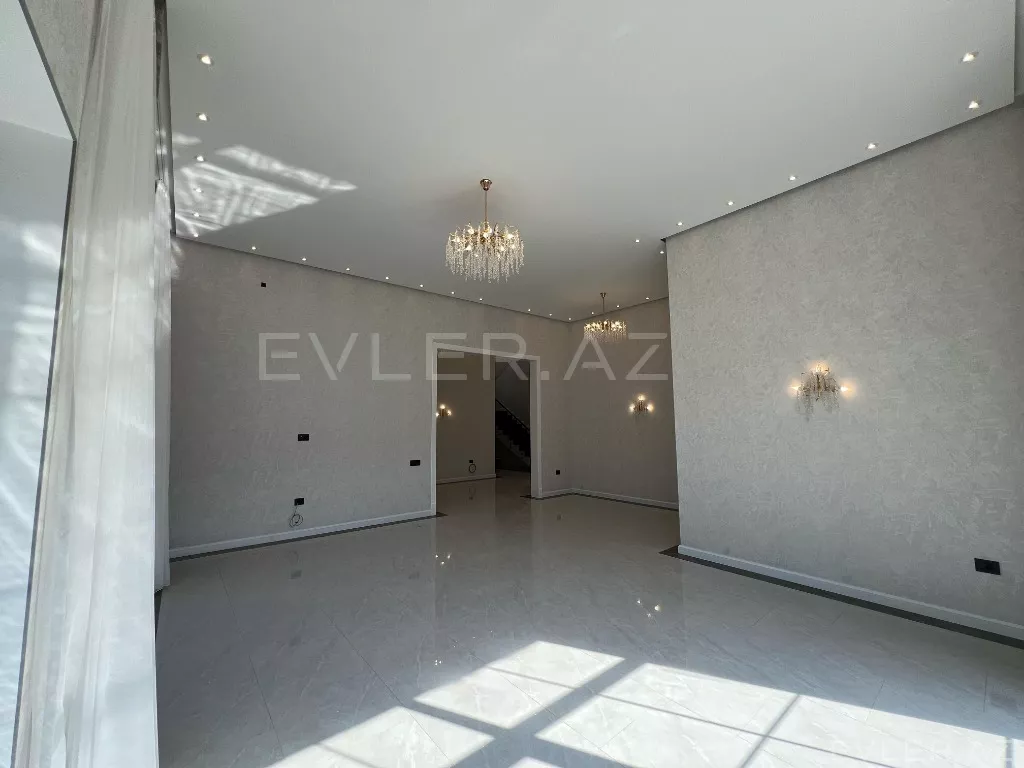 Satılır, həyət evi/villa