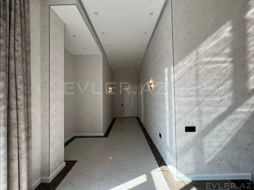 Satılır, həyət evi/villa