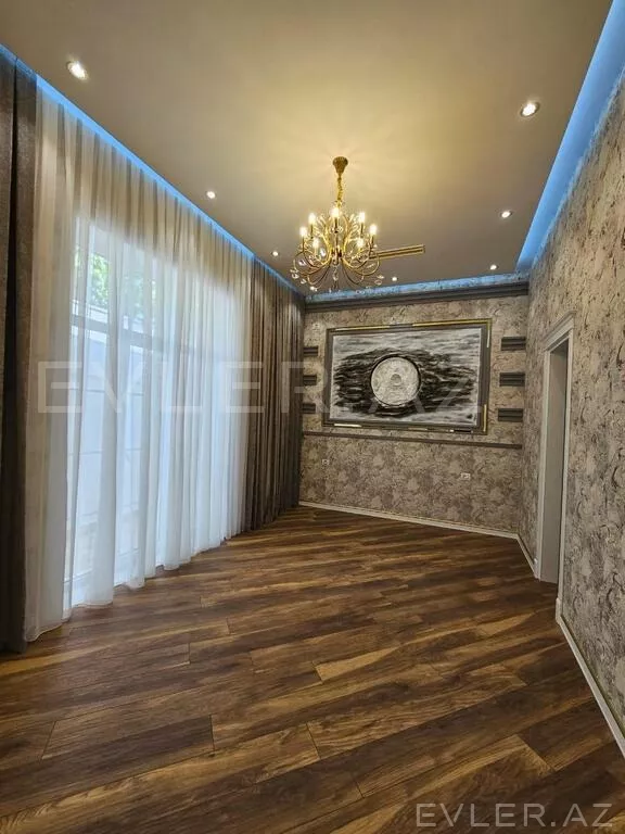 Satılır, həyət evi/villa