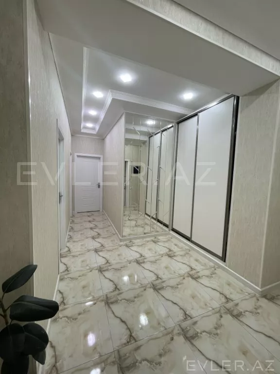 Satılır, yeni tikili