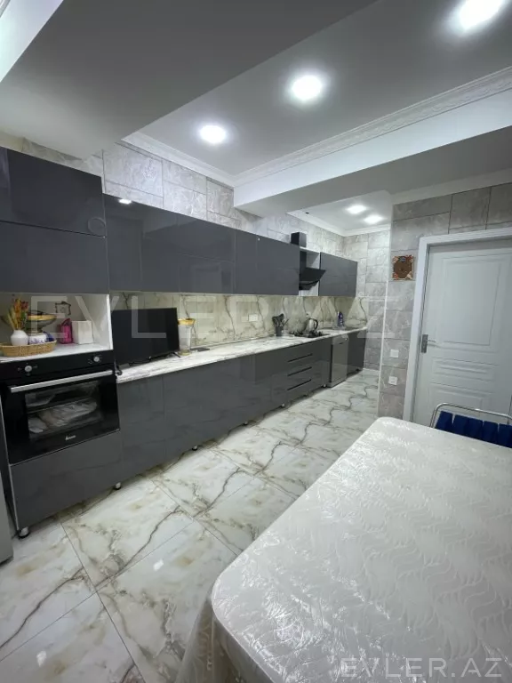 Satılır, yeni tikili