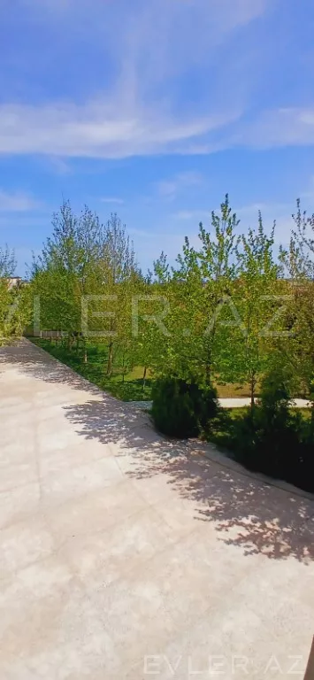 Satılır, həyət evi/villa