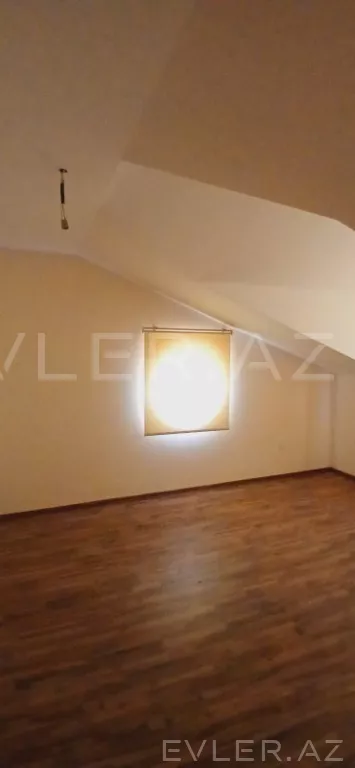 Satılır, həyət evi/villa