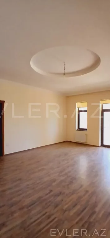 Satılır, həyət evi/villa