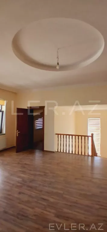 Satılır, həyət evi/villa