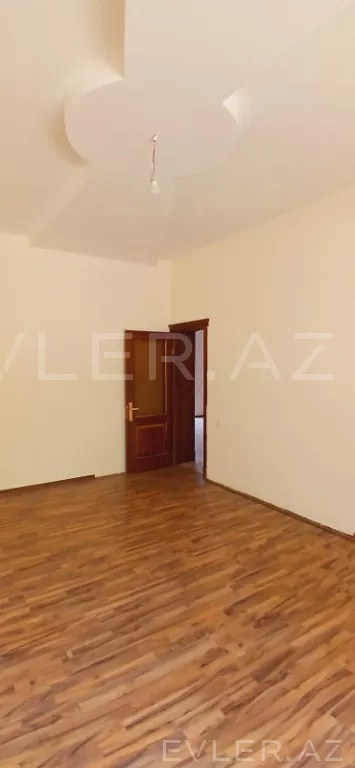 Satılır, həyət evi/villa