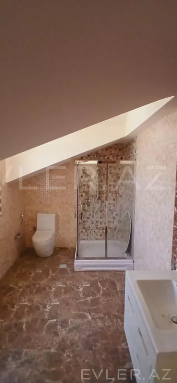 Satılır, həyət evi/villa