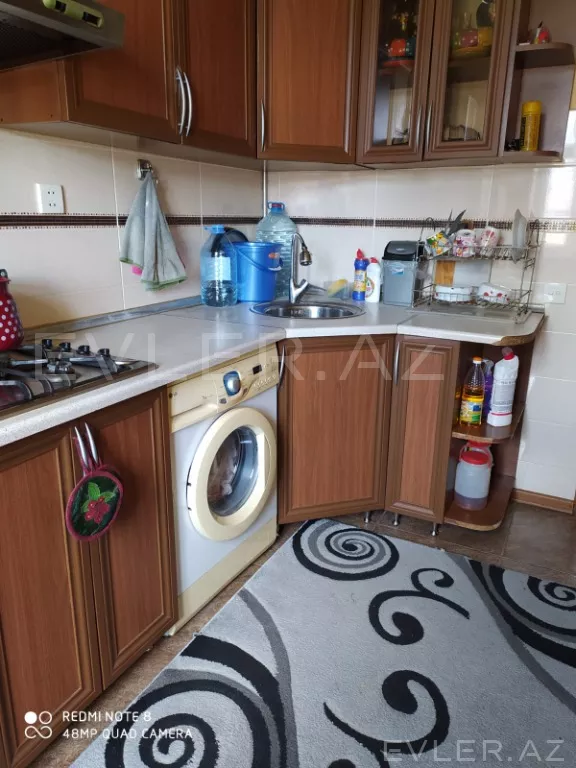 Aylıq, köhnə tikili