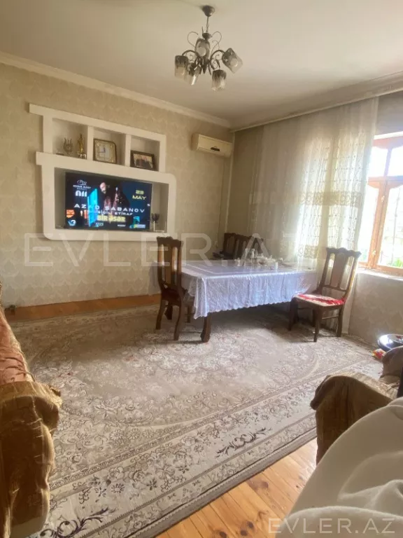 Satılır, həyət evi/villa