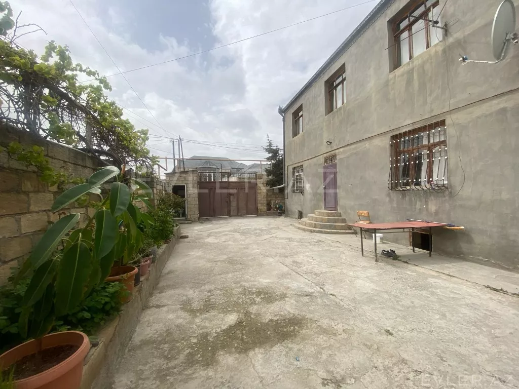 Satılır, həyət evi/villa
