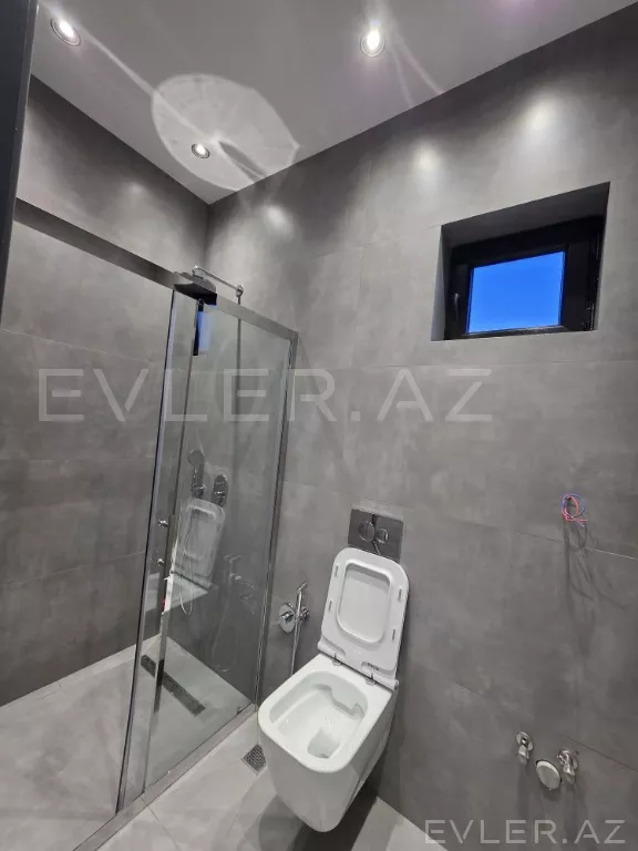 Satılır, həyət evi/villa